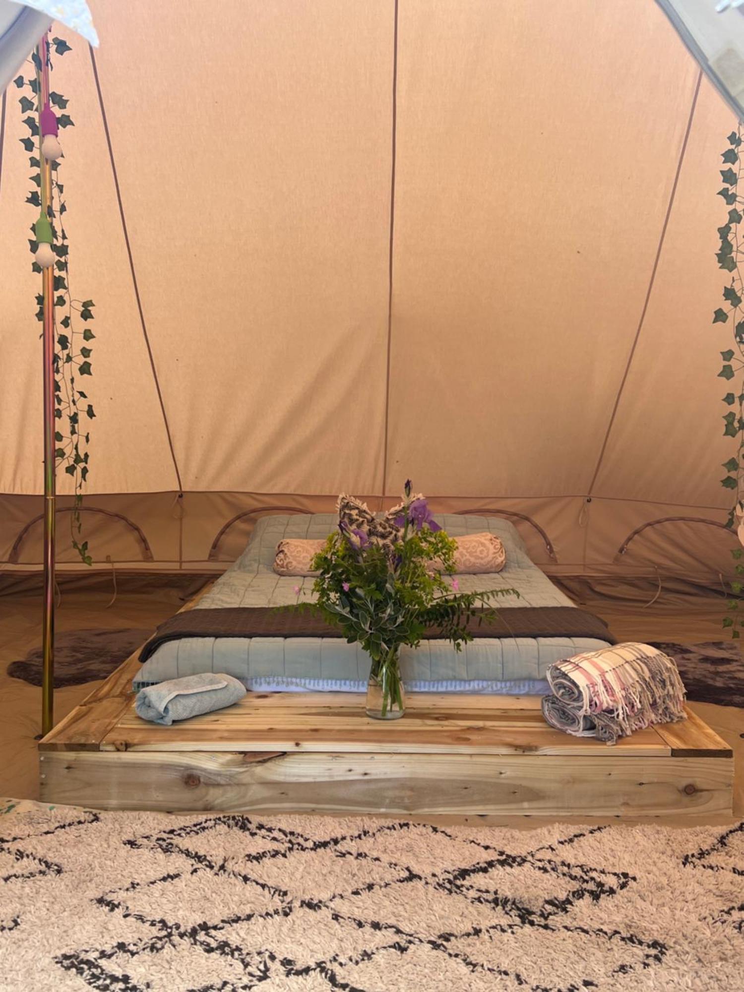 Bluebell Tent At Ballyward Croft Ardkeen Exteriér fotografie